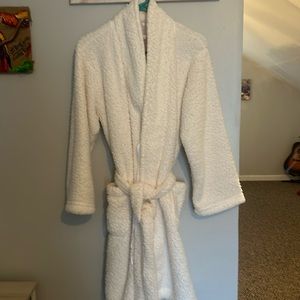 Women’s Robe Size Small